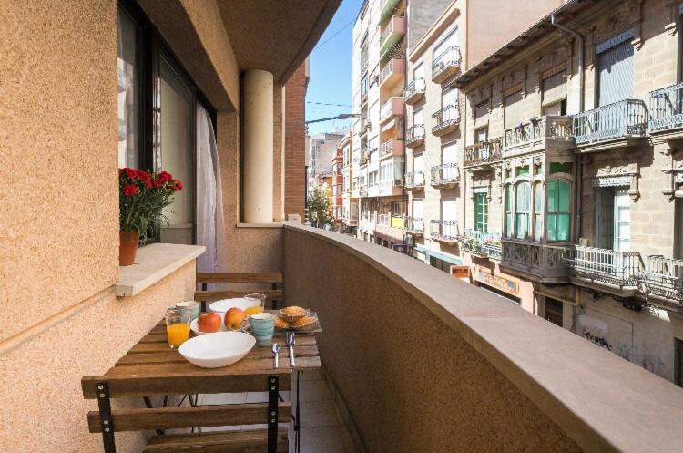 Cosy Friendly Centre Alicante Apartment Exterior photo